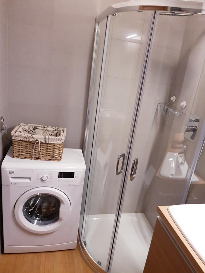 Apartament Jelen'Iowska Apartment Kielce Bagian luar foto